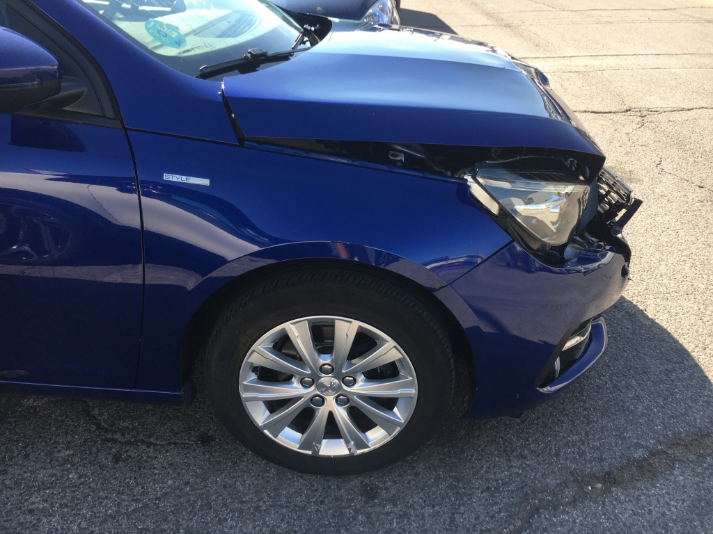 PEUGEOT 308 SW STYLE BLUE HDI 1.5 130CV AUT