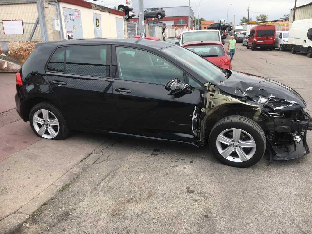 VOLKSWAGEN GOLF 1.4 TSI 125CV