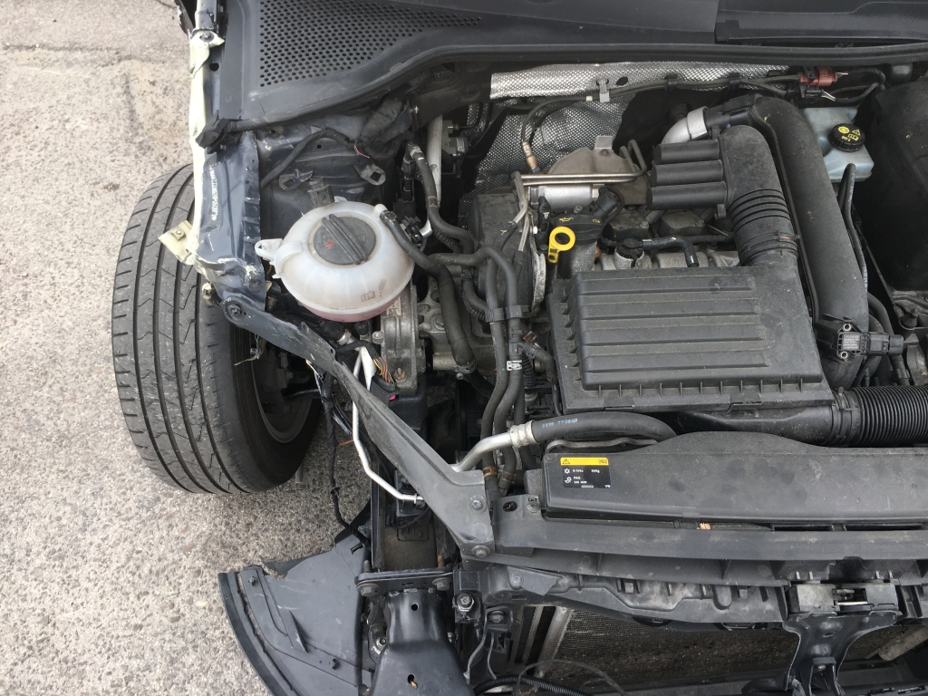 VOLKSWAGEN GOLF 1.4 TSI 125CV