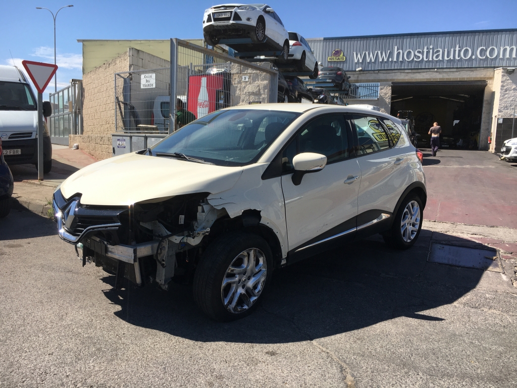 RENAULT CAPTUR 900CC INY 90CV