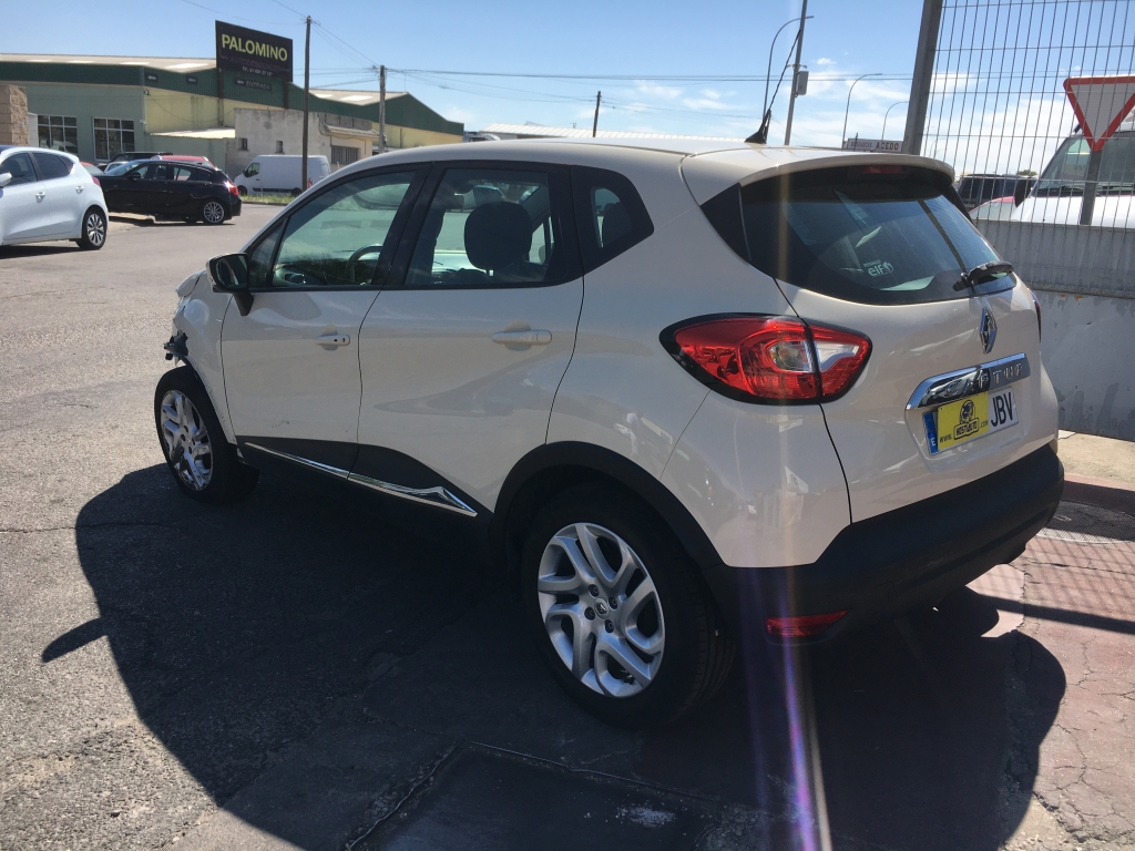 RENAULT CAPTUR 900CC INY 90CV