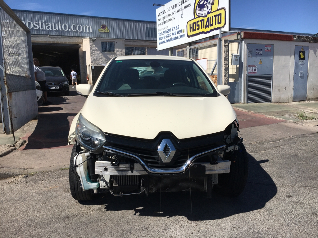 RENAULT CAPTUR 900CC INY 90CV