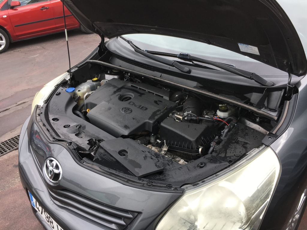 TOYOTA VERSO 2.0 D4D 126CV 7 PLAZAS