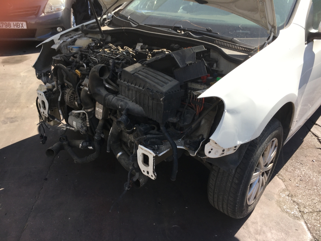 VOLKSWAGEN GOLF 1.6 TDI 105CV