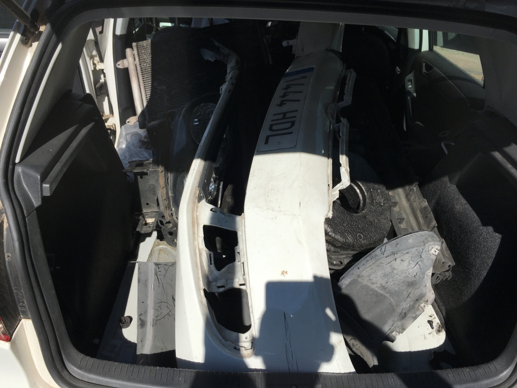 VOLKSWAGEN GOLF 1.6 TDI 105CV