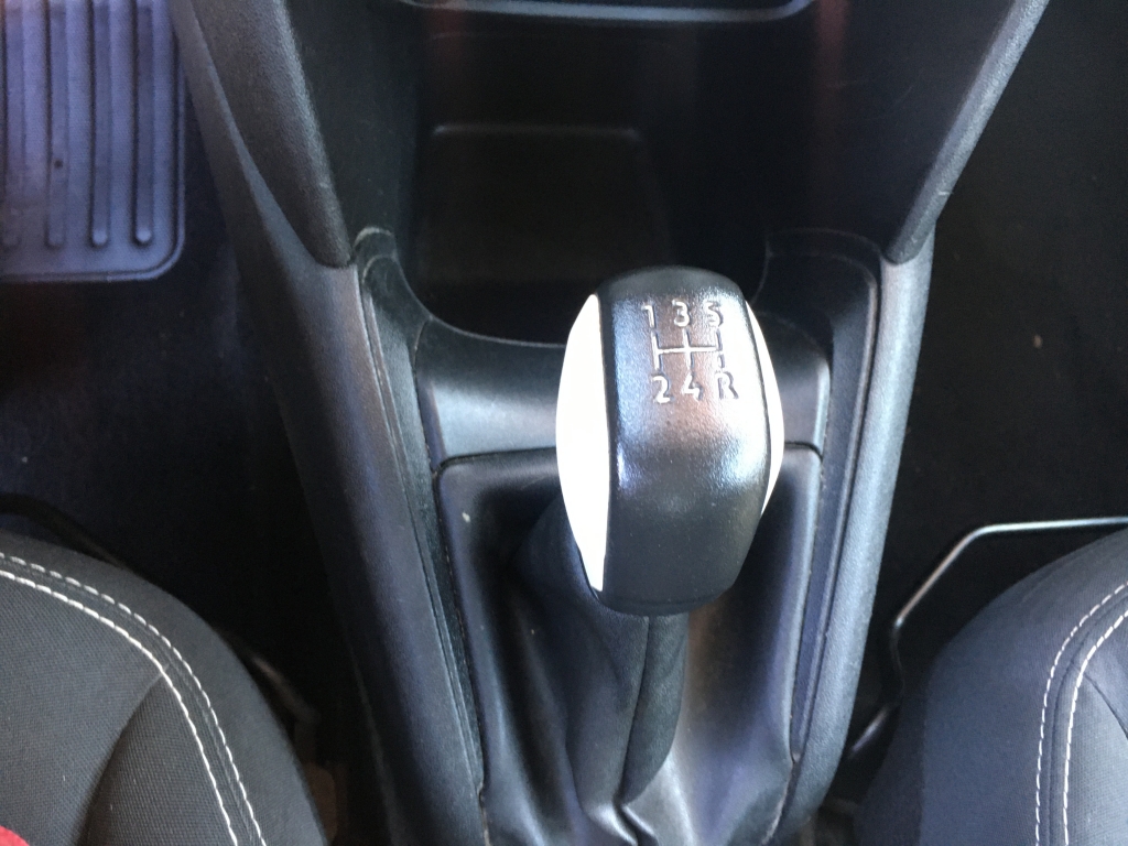 PEUGEOT 208 1.0 INY 68CV
