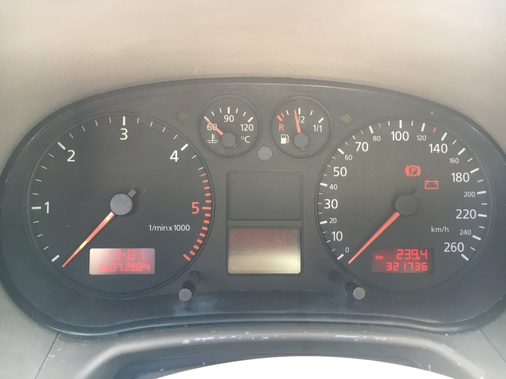 AUDI A-3 1.9 TDI 100CV