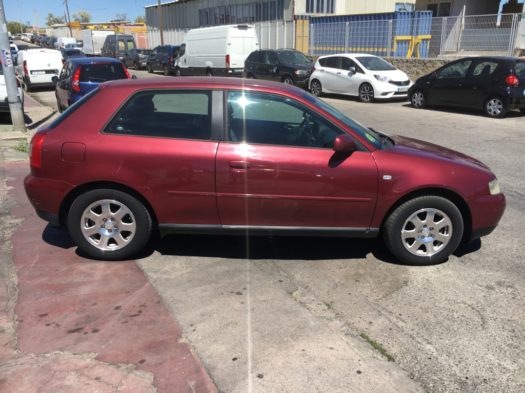 AUDI A3 1.6 INY 102CV