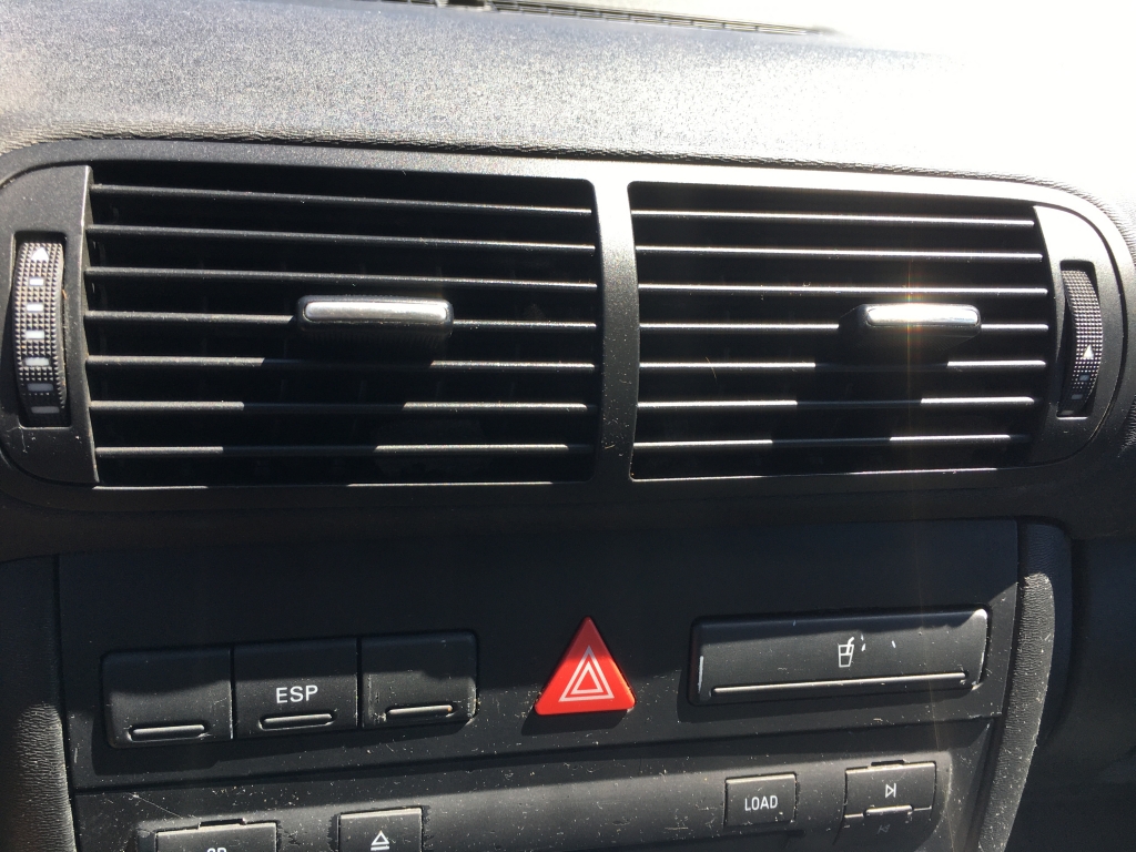 AUDI A3 1.6 INY 102CV