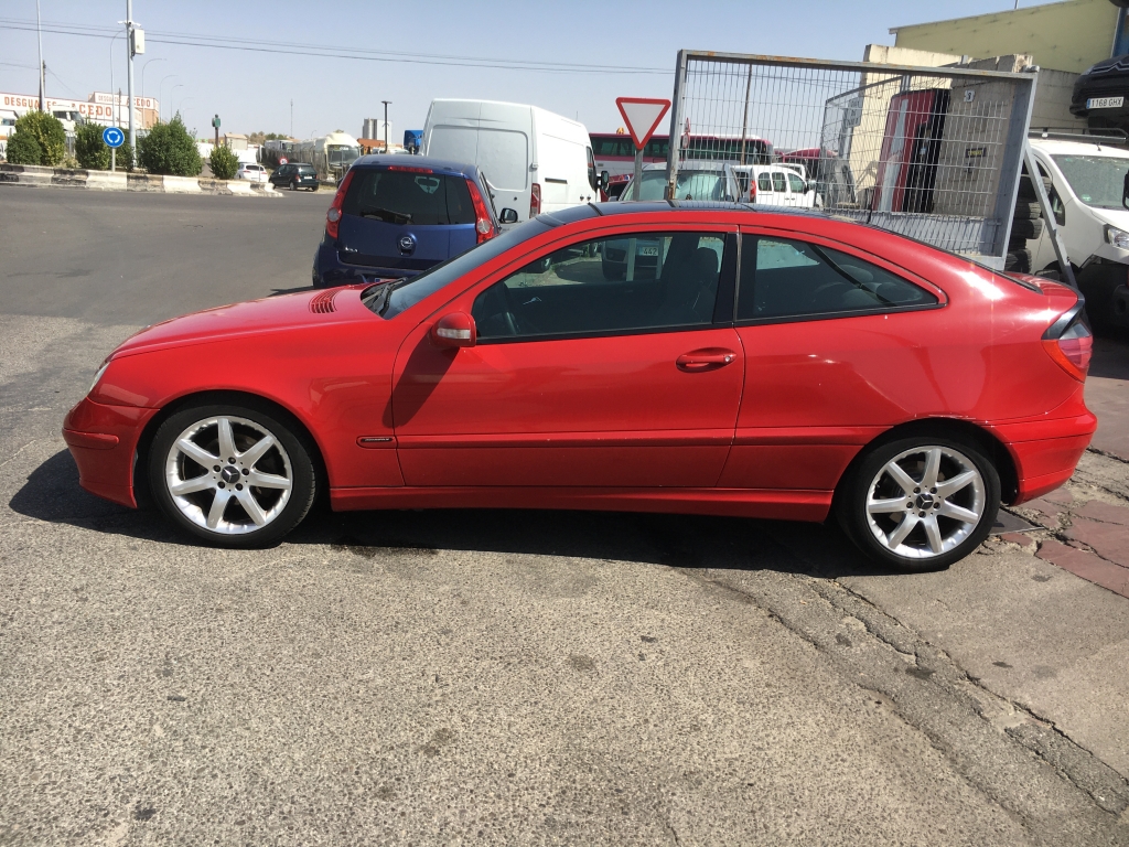 MERCEDES BENZ C-220 CDI 2.2 143CV