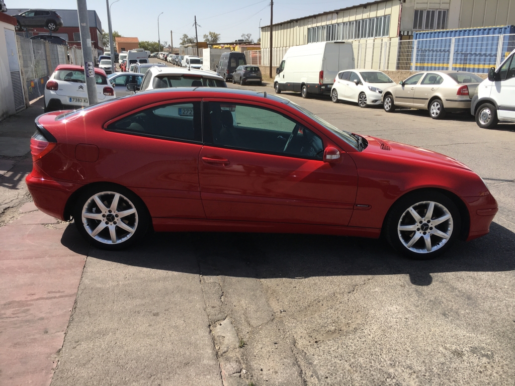 MERCEDES BENZ C-220 CDI 2.2 143CV
