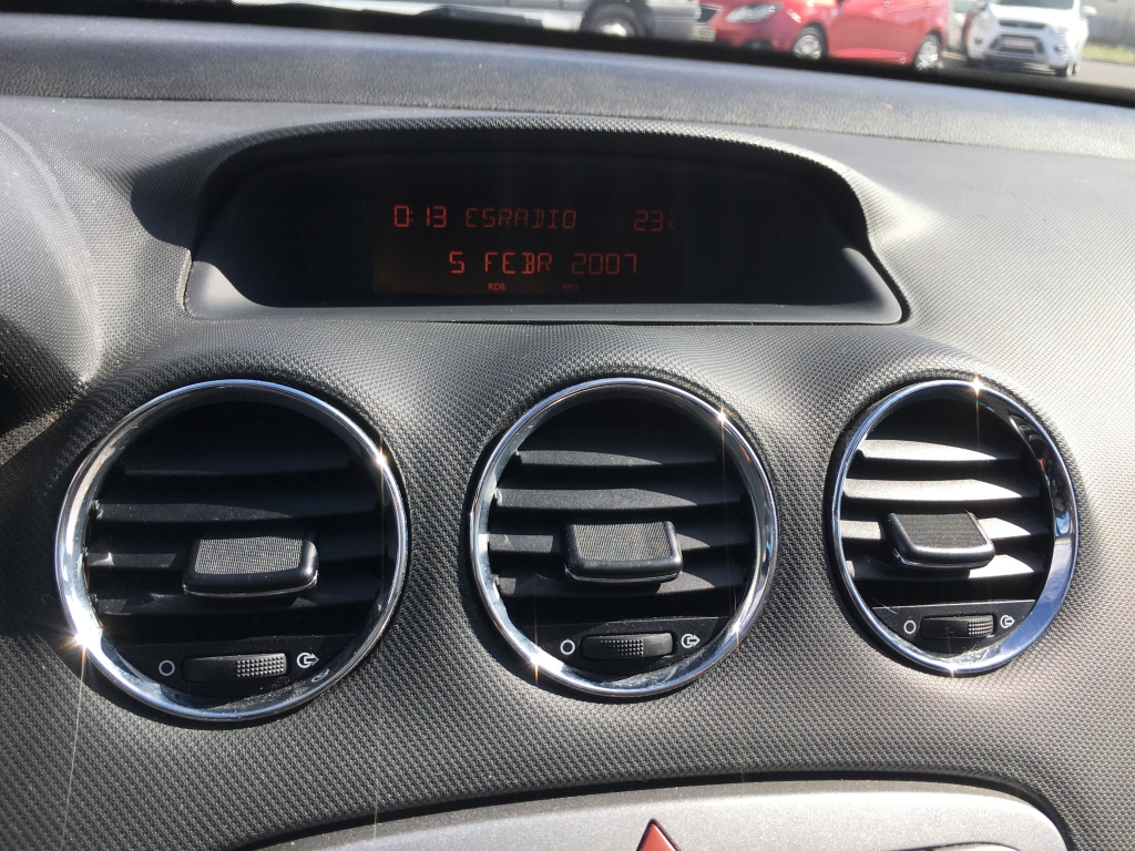 PEUGEOT 308 1.6 HDI 92CV