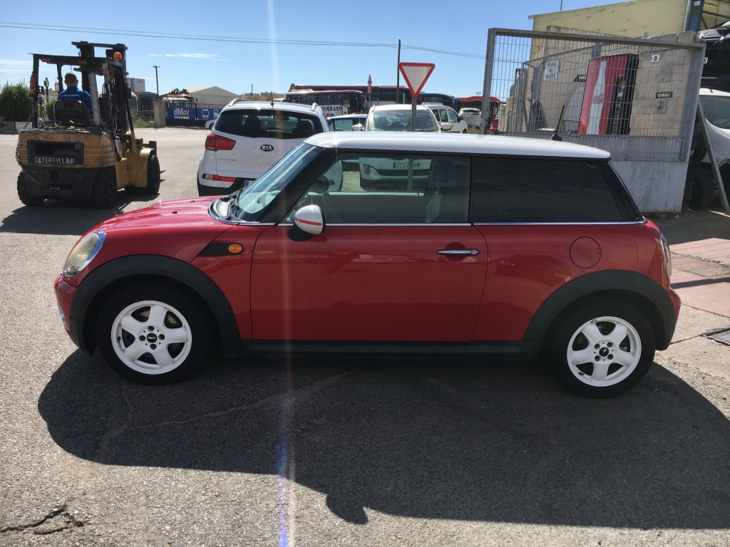 MINI COOPER 1.6 INY 120CV