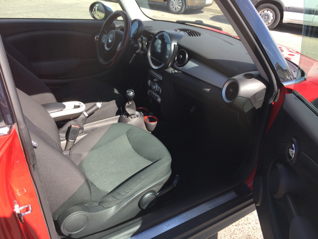 MINI COOPER 1.6 INY 120CV