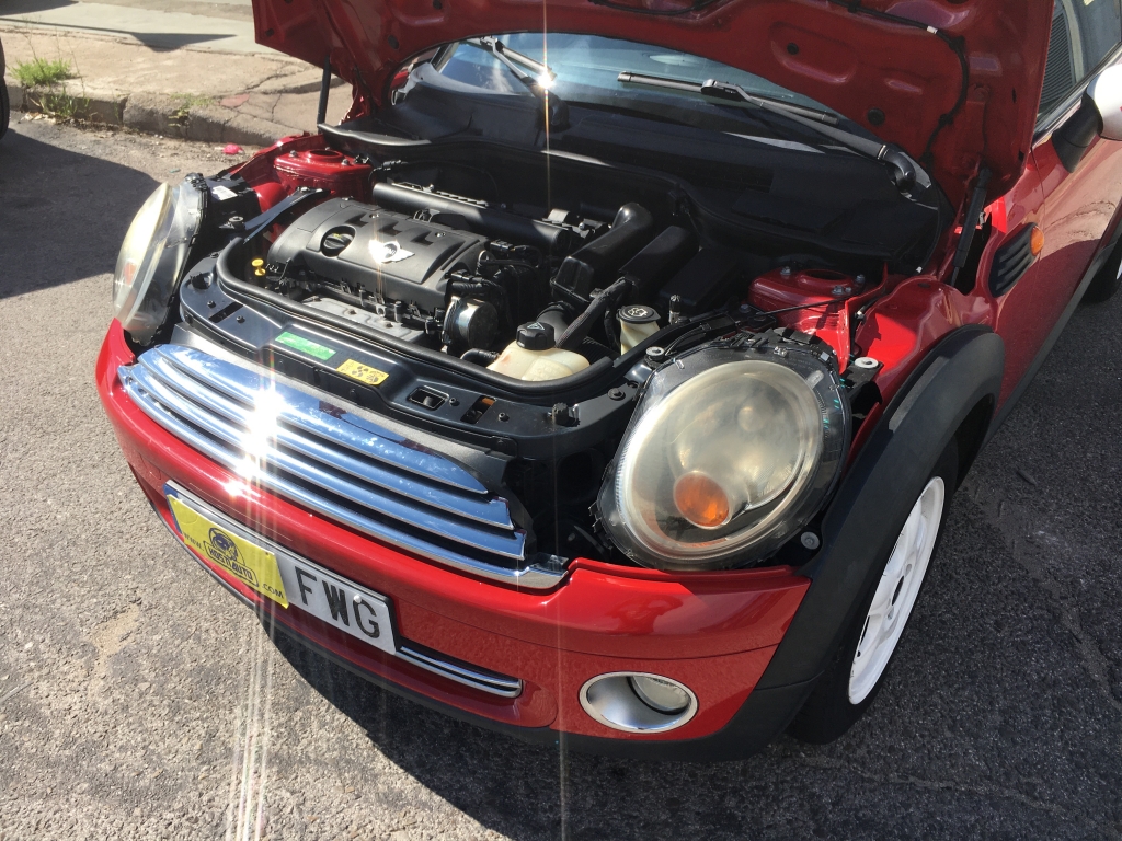 MINI COOPER 1.6 INY 120CV