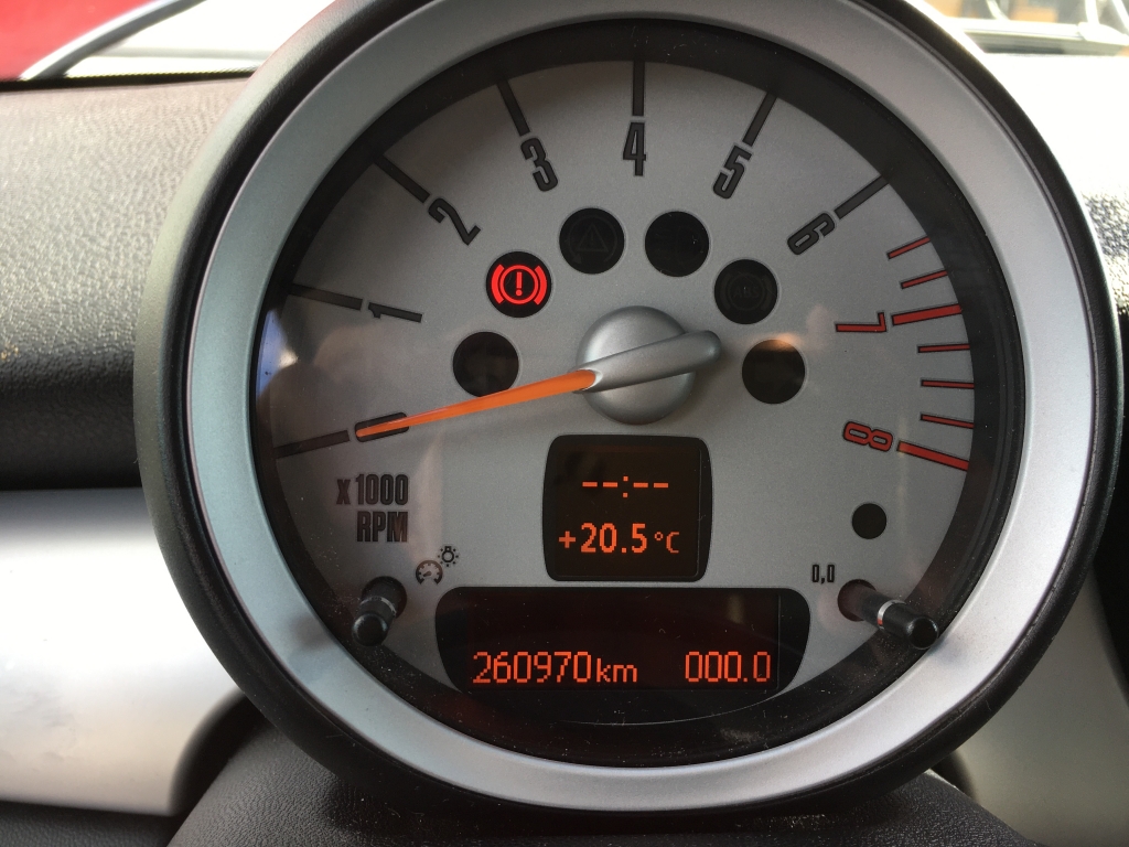 MINI COOPER 1.6 INY 120CV