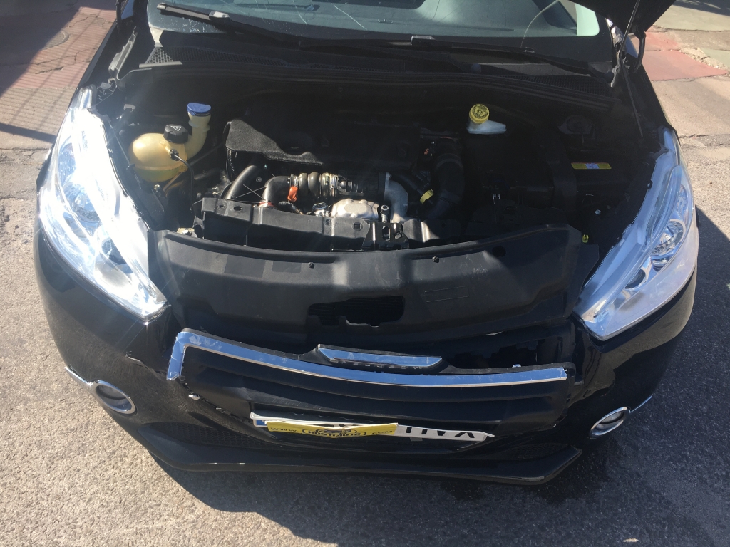 PEUGEOT 208 1.6 HDI 92CV