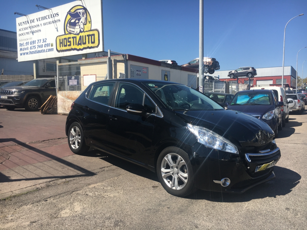 PEUGEOT 208 1.6 HDI 92CV