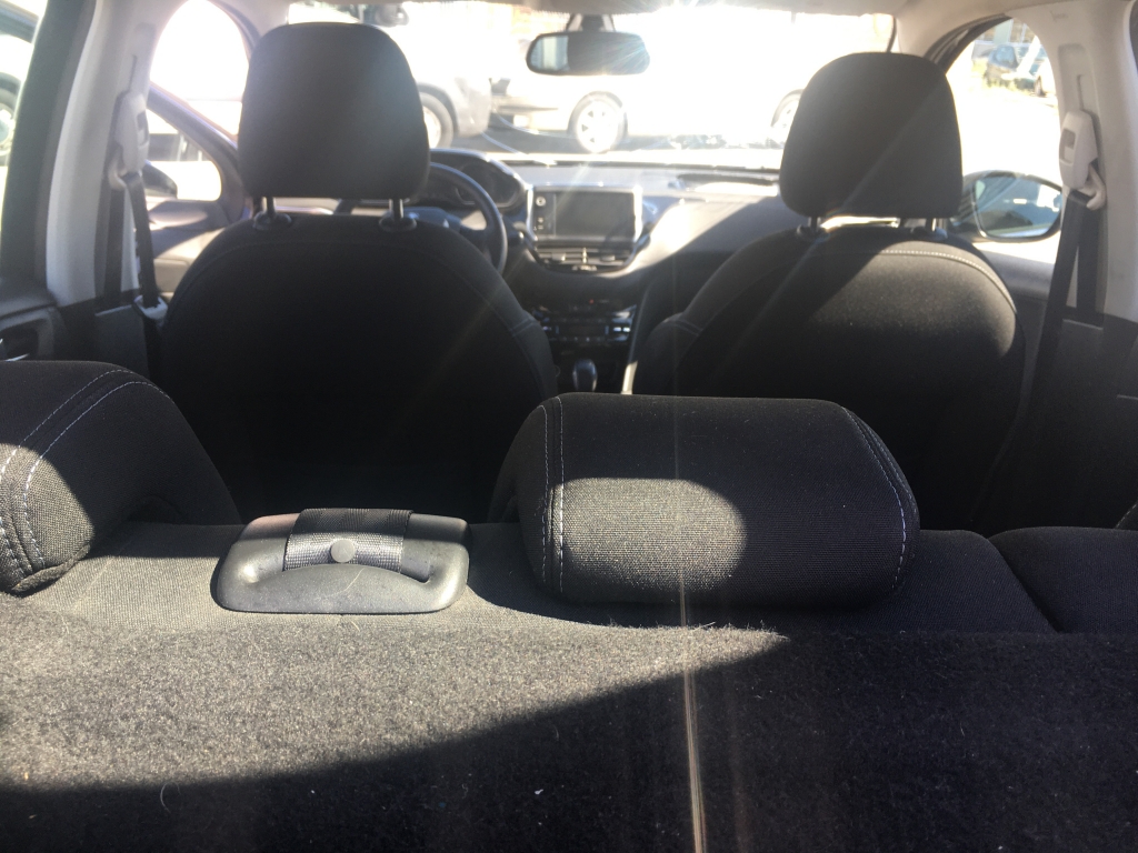 PEUGEOT 208 1.6 HDI 92CV