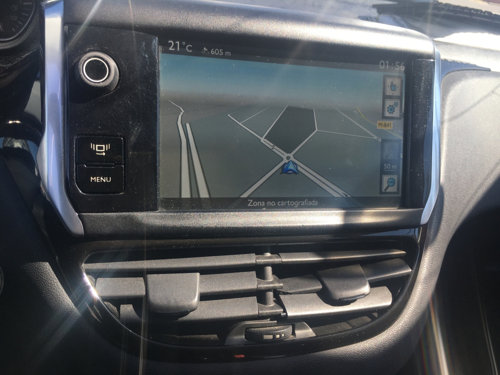PEUGEOT 208 1.6 HDI 92CV