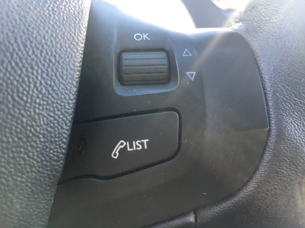 PEUGEOT 208 1.6 HDI 92CV