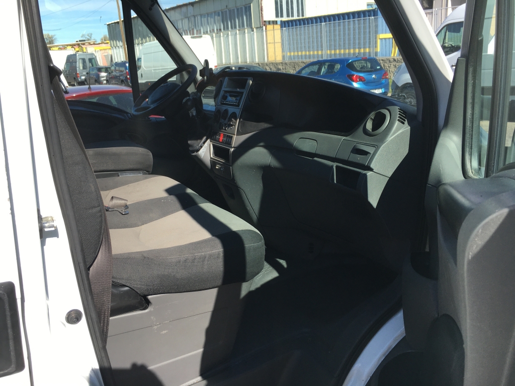 IVECO DAILY 35S13    2.3 HPI 126CV