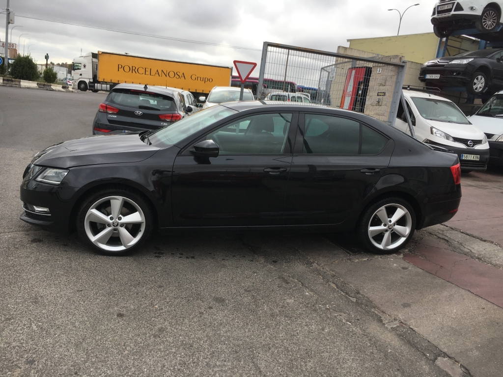 SKODA OCTAVIA 2.0 TDI 150CV DSG