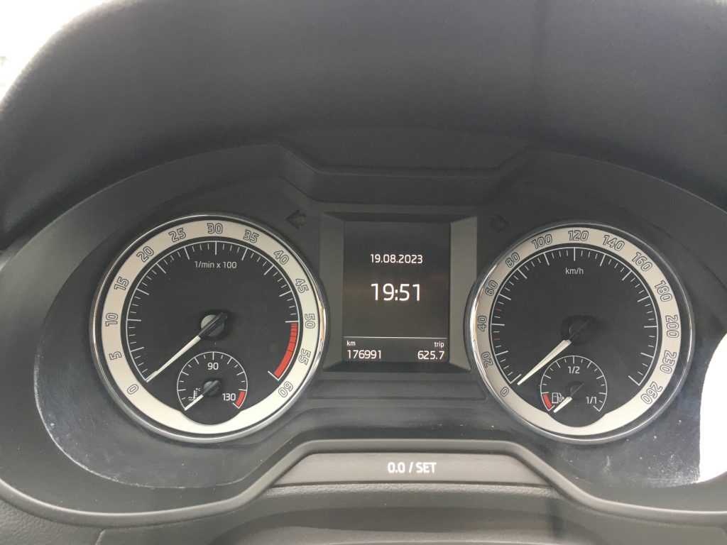 SKODA OCTAVIA 2.0 TDI 150CV DSG