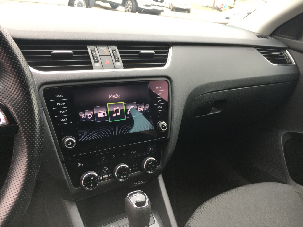 SKODA OCTAVIA 2.0 TDI 150CV DSG