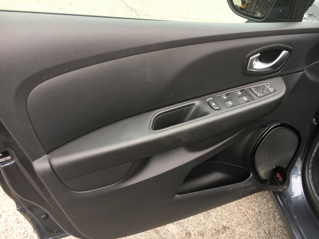 RENAULT CLIO 1.0 INY 90CV