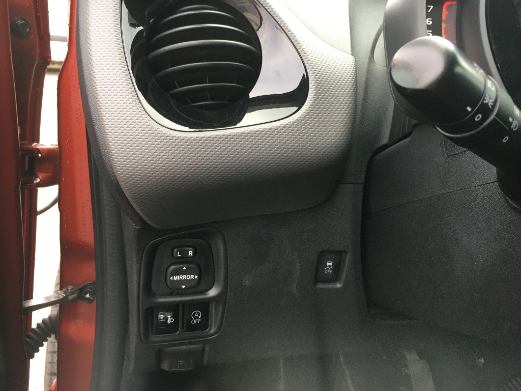 PEUGEOT 108 1.0 INY 73CV