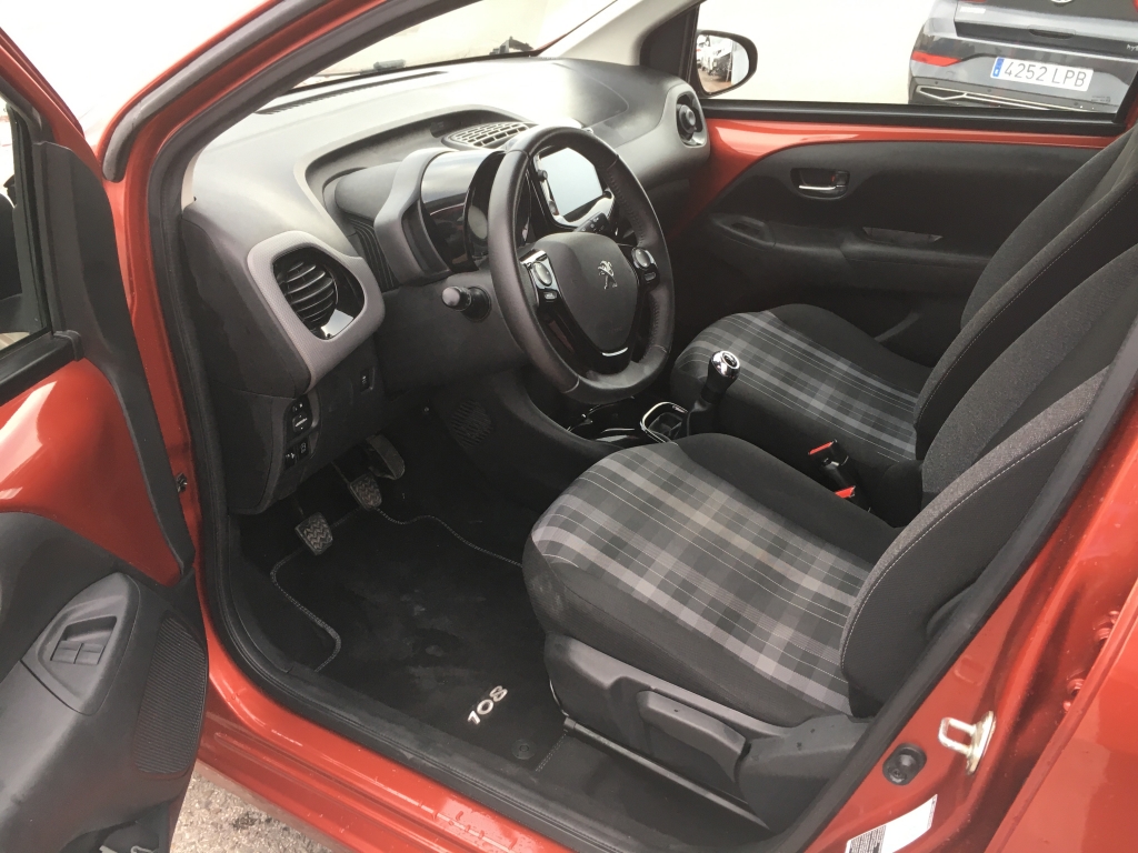 PEUGEOT 108 1.0 INY 73CV