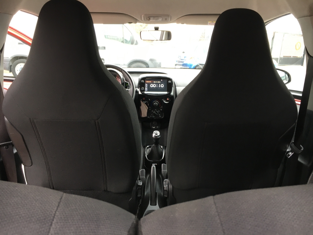 PEUGEOT 108 1.0 INY 73CV