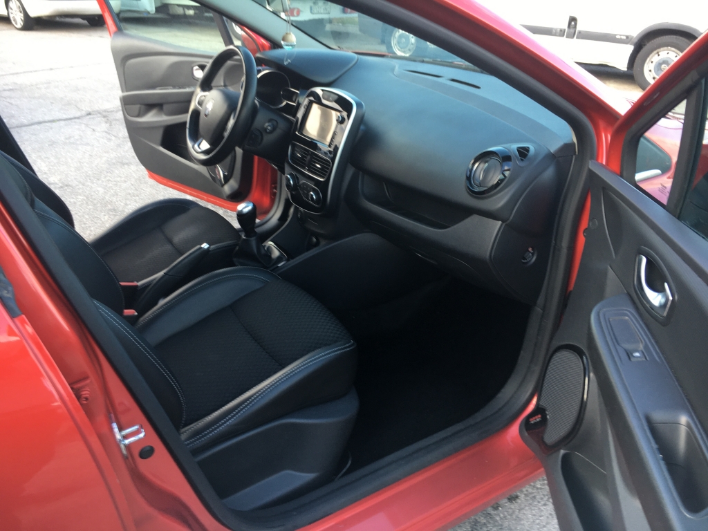 RENAULT CLIO 900CC TCE 90CV