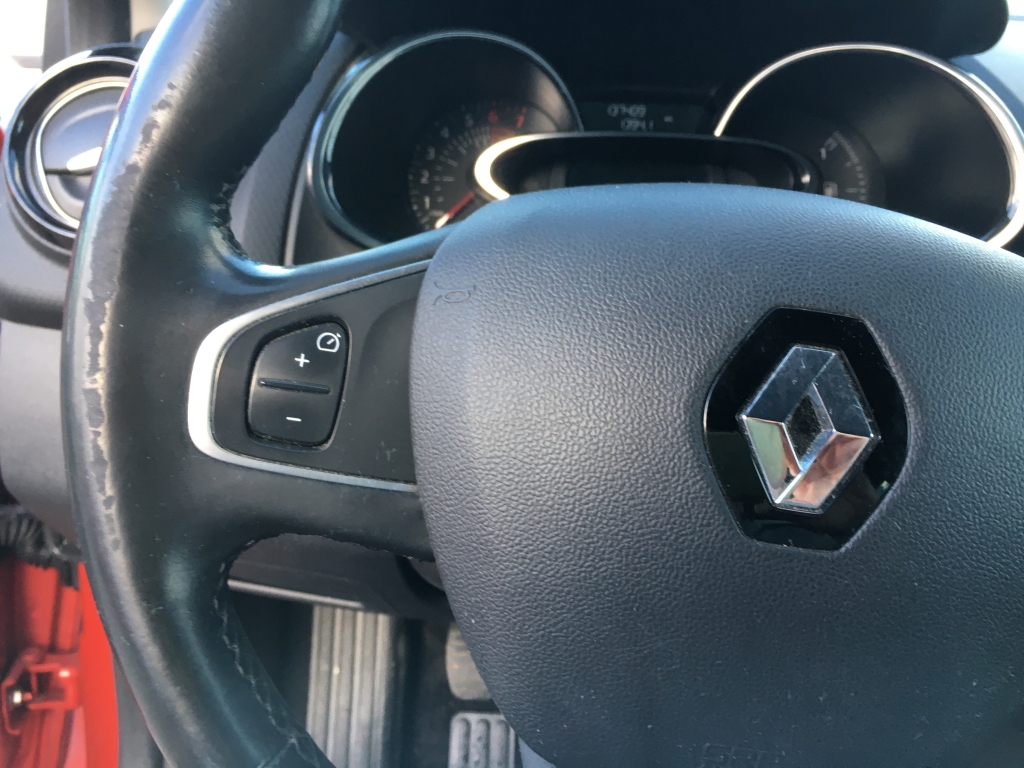 RENAULT CLIO 900CC TCE 90CV