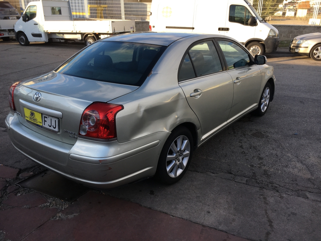 TOYOTA AVENSIS 2.0 D4D 126CV