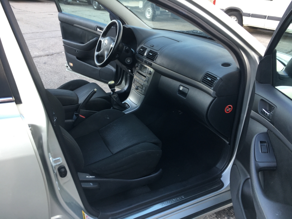 TOYOTA AVENSIS 2.0 D4D 126CV