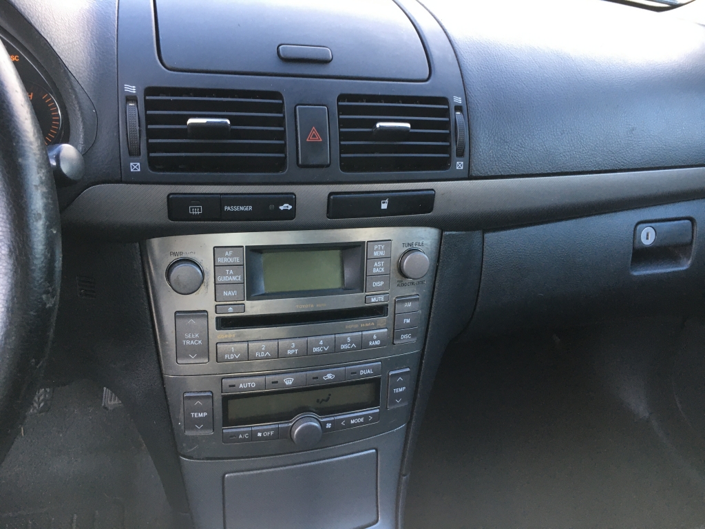 TOYOTA AVENSIS 2.0 D4D 126CV
