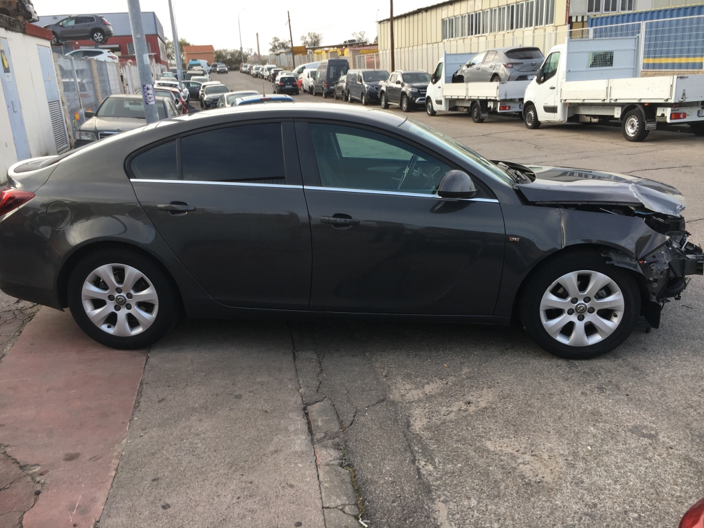 OPEL INSIGNIA 2.0 CDTI 140CV
