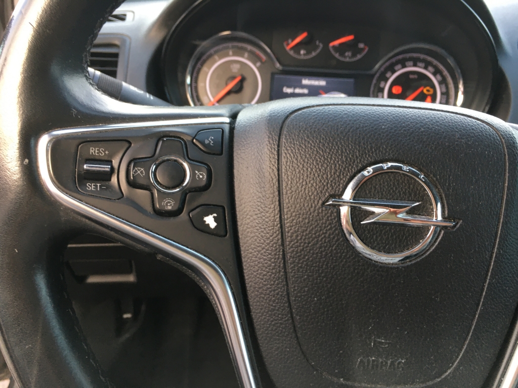 OPEL INSIGNIA 2.0 CDTI 140CV