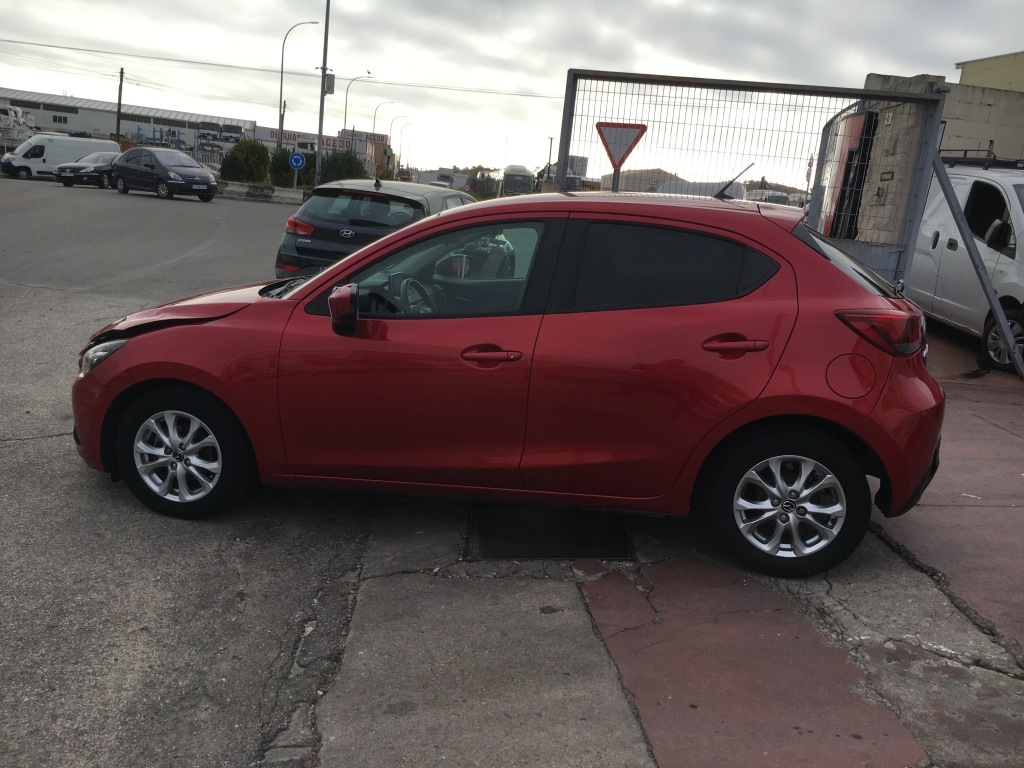 MAZDA 2 1.5 INY 90CV
