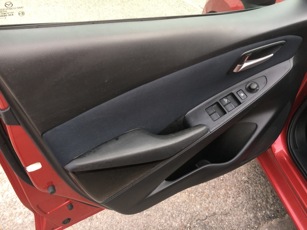 MAZDA 2 1.5 INY 90CV