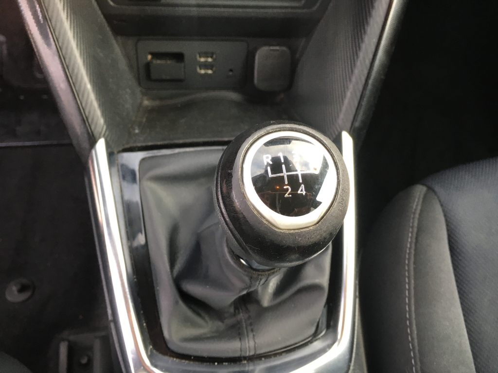 MAZDA 2 1.5 INY 90CV
