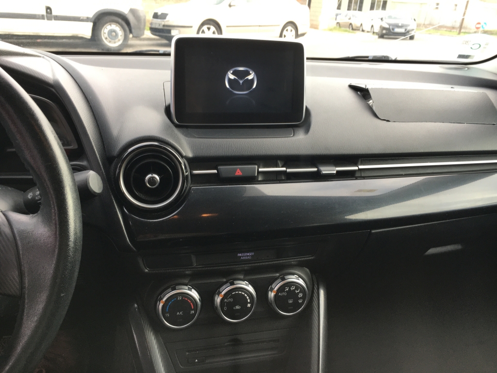 MAZDA 2 1.5 INY 90CV