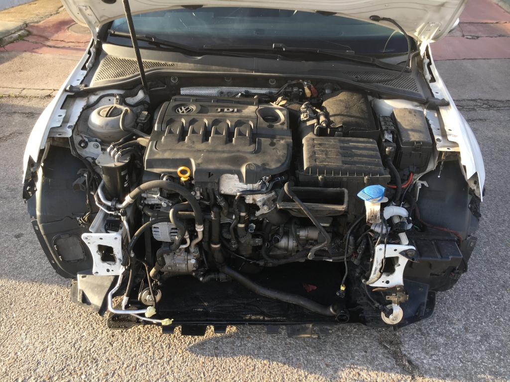 VOLKSWAGEN GOLF VII ADVANCE 1.6 TDI 105CV