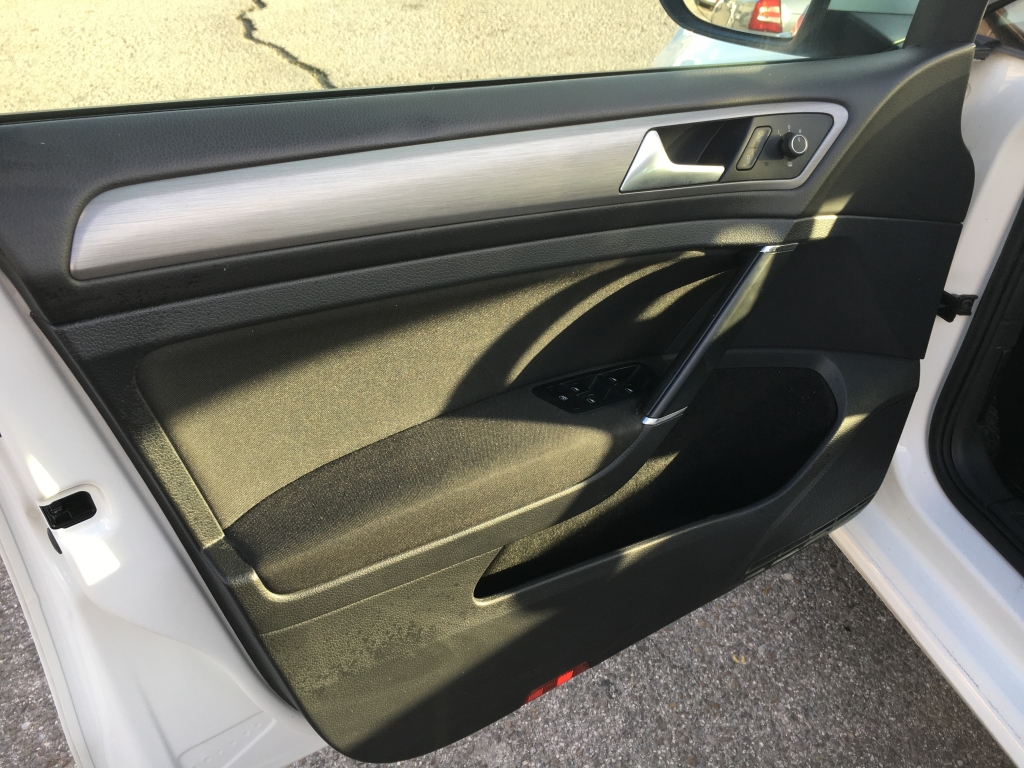 VOLKSWAGEN GOLF VII ADVANCE 1.6 TDI 105CV