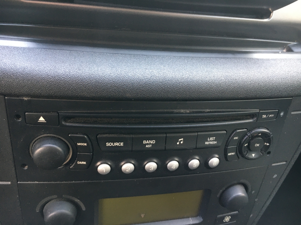 CITROEN C-4 1.6 HDI 90CV