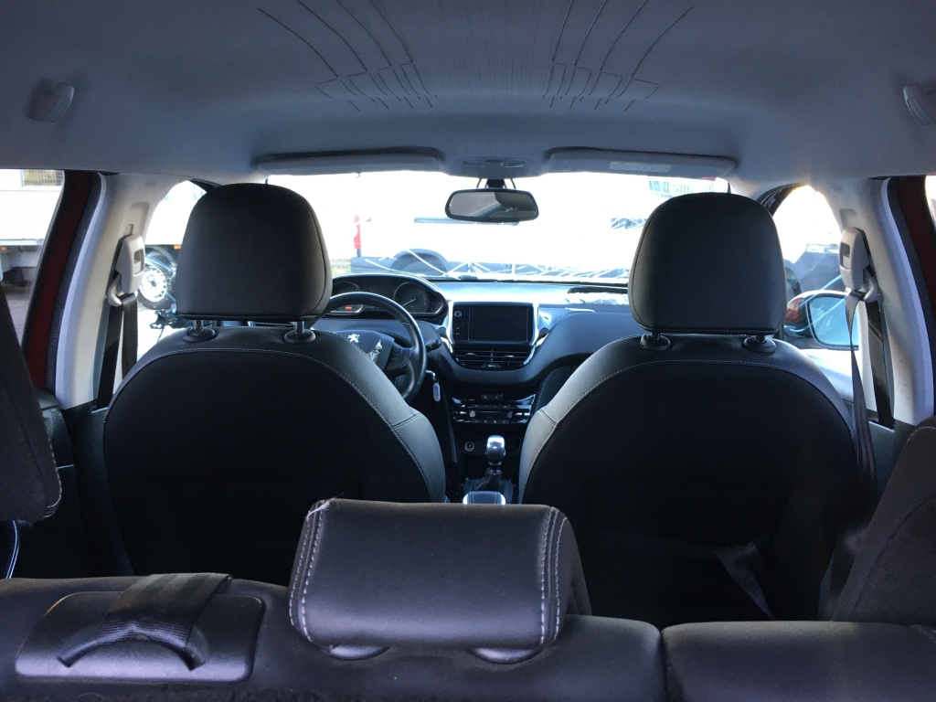 PEUGEOT 2008 1.6 HDI 120CV
