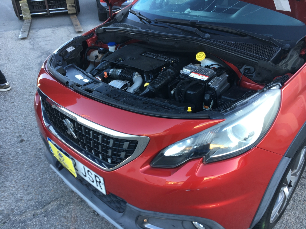 PEUGEOT 2008 1.6 HDI 120CV