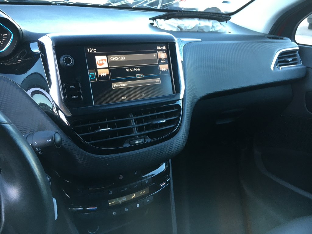PEUGEOT 2008 1.6 HDI 120CV